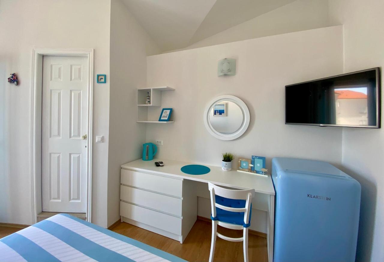 Apartmani Marko Tučepi エクステリア 写真