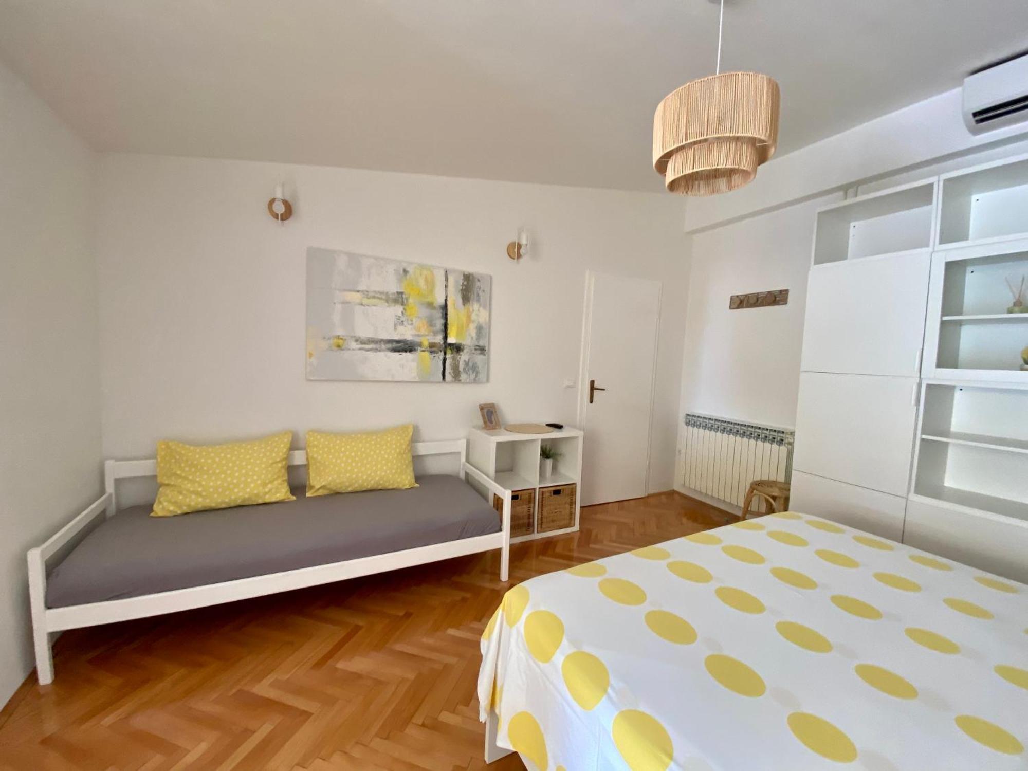 Apartmani Marko Tučepi エクステリア 写真